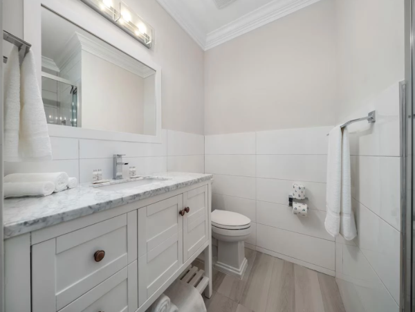 Nassau Luxurious Vacation Rental - Four Bedroom in Paradise